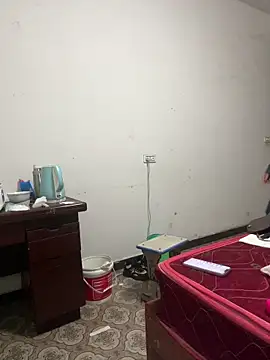 Snapshot of crhong666 chatting on 11.09.25 crhong666 online show from 11.09.25