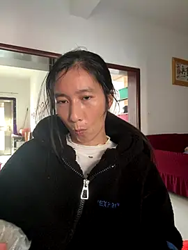 Snapshot of crhong666 chatting on 11.27.25 crhong666 online show from 11.27.25