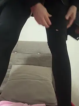 crhong666 online show from 02.03.26