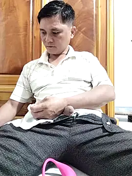 hotboy2x online show from 09.30.25