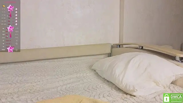 KittenFang online show from 10.10.25