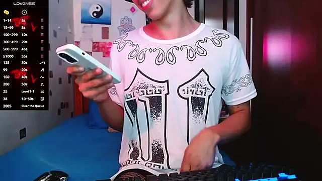 DannyPhantom555 online show from 11.28.25