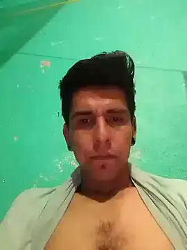 Snapshot of TragicAirplane168 chatting on 10.05.25 TragicAirplane168 online show from 10.05.25