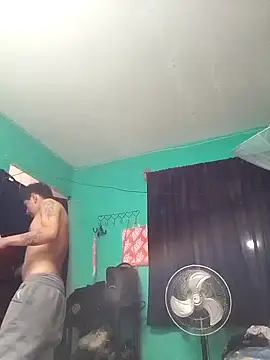 TragicAirplane168 online show from 04.18.26