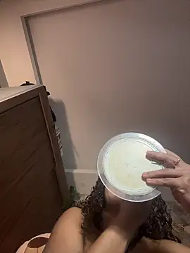 hannachris- online show from 02.25.26