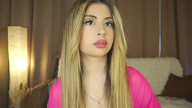 Snapshot of GeorginaHarn chatting on 06.24.26 GeorginaHarn online show from 06.24.26