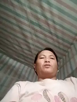 Love-Mama33 online show from 10.25.25