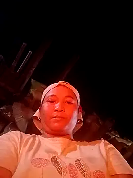 Love-Mama33 online show from 10.29.25