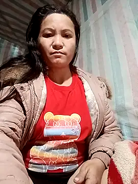 Love-Mama33 online show from 11.28.25