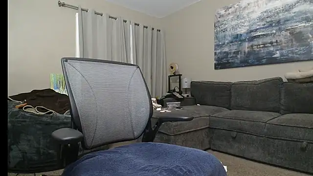 Snapshot of LeeCox chatting on 01.25.25 LeeCox online show from 01.25.25