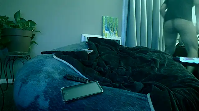 Snapshot of LeeCox chatting on 02.14.25 LeeCox online show from 02.14.25