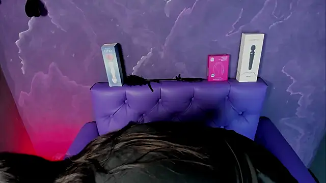 Lili milk20 online show from 10.10.25