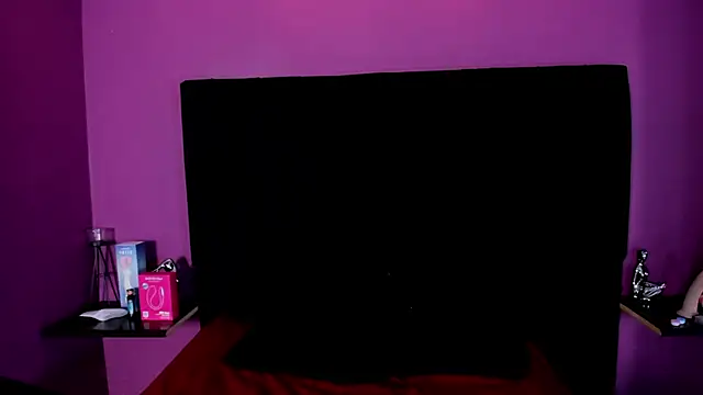 Lili milk20 online show from 11.03.25