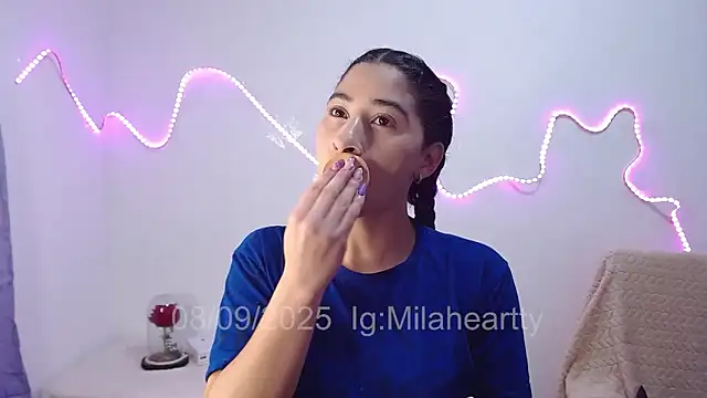 Snapshot of heartty_Milah chatting on 09.08.25 heartty Milah online show from 09.08.25