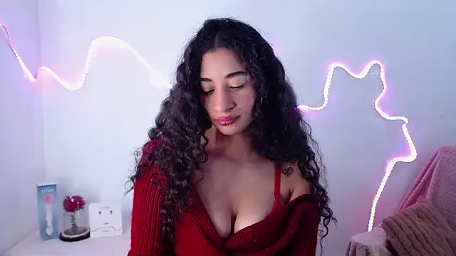 Snapshot of heartty_Milah chatting on 10.01.25 heartty Milah online show from 10.01.25