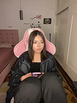 PrettyAmber online show from 05.24.26
