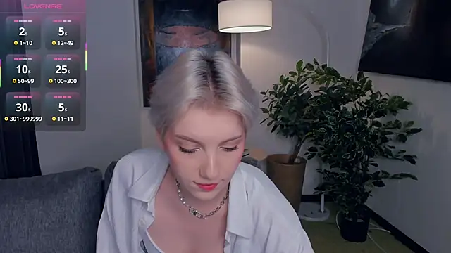 OdelynaAsp online show from 11.08.25