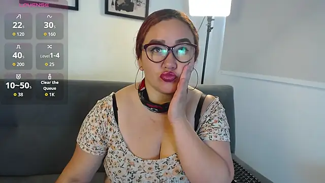 Paris boobsbbw online show from 10.07.25