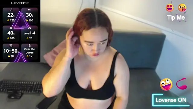 Paris boobsbbw online show from 10.20.25