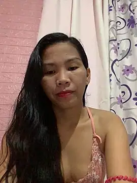 Snapshot of Cleo17 chatting on 12.15.25 Cleo17 online show from 12.15.25