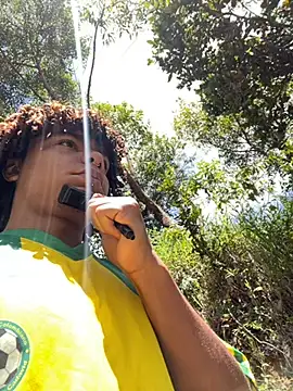 Snapshot of Alexis_Spicter chatting on 09.15.25 Alexis Spicter online show from 09.15.25