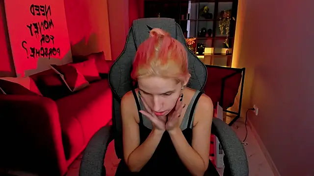 NitaNihil online show from 12.18.25