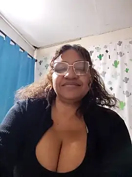 Avannay online show from 04.12.26