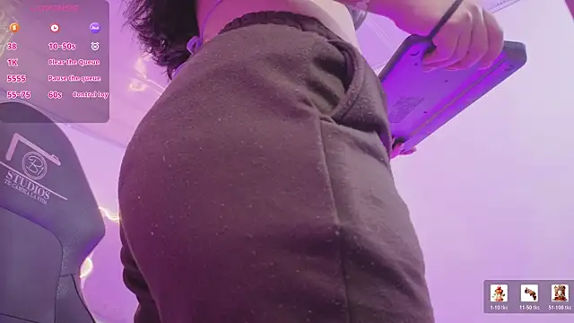 ZURY TAY online show from 04.18.26