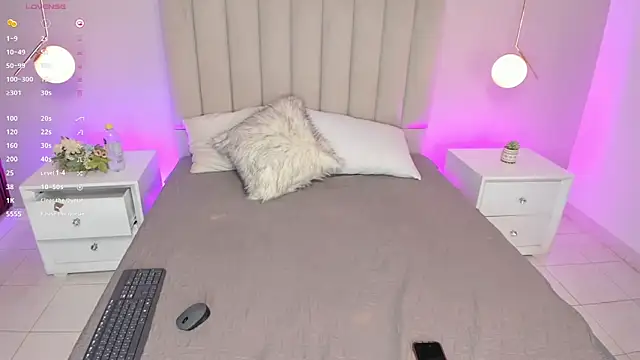 Dani rosse  online show from 09.22.25