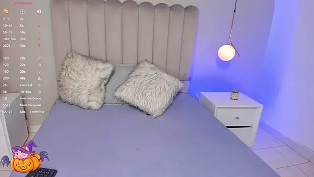 Dani rosse  online show from 10.07.25