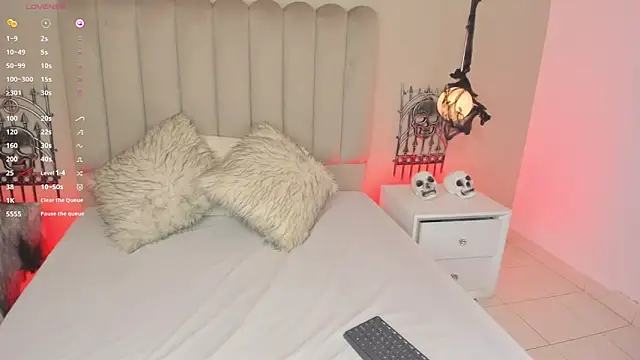 Dani rosse  online show from 10.23.25