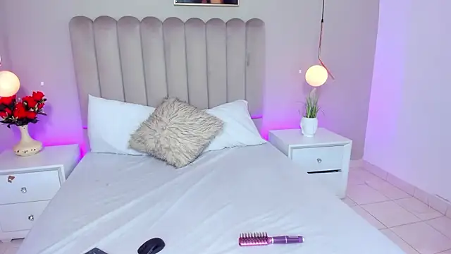 Dani rosse  online show from 04.17.26