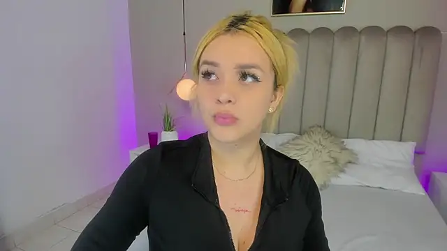 Dani rosse  online show from 04.23.26