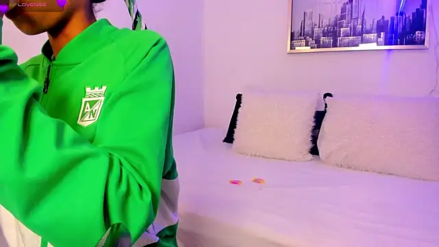 sarah ashbourne online show from 10.02.25