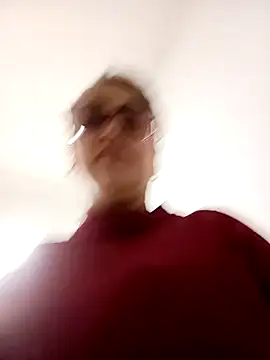 Lady 16 online show from 12.22.25