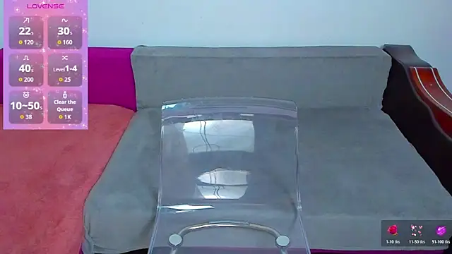 MiaKiittyy online show from 10.17.25