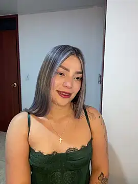 Snapshot of Chantel_sam chatting on 10.15.25 Chantel sam online show from 10.15.25