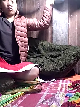 Snapshot of PhamPm70 chatting on 11.22.25 PhamPm70 online show from 11.22.25