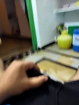 Snapshot of TeluguMuslimBoy chatting on 10.04.25 TeluguMuslimBoy online show from 10.04.25