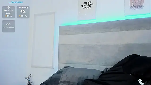 Aleja ruizz online show from 10.17.25