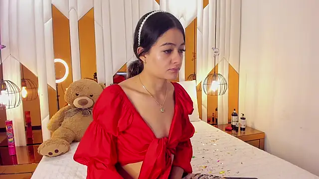 ValeriaPrado online show from 11.15.25