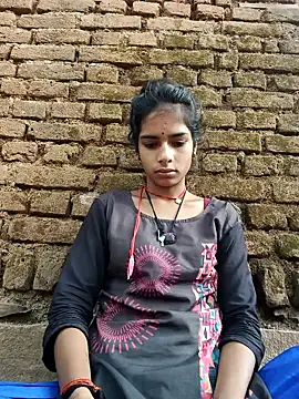 Snapshot of Gulika_Doshi chatting on 10.24.25 Gulika Doshi online show from 10.24.25