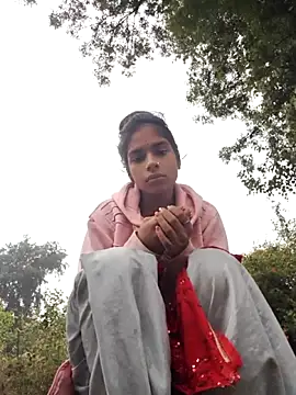 Snapshot of Gulika_Doshi chatting on 10.29.25 Gulika Doshi online show from 10.29.25