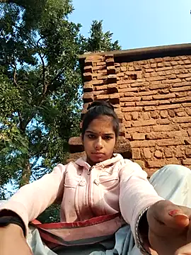 Snapshot of Gulika_Doshi chatting on 11.18.25 Gulika Doshi online show from 11.18.25