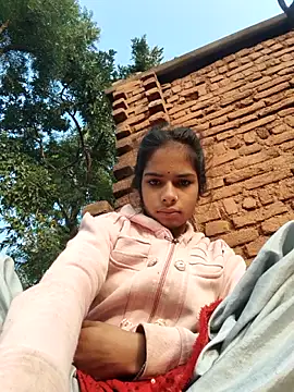 Snapshot of Gulika_Doshi chatting on 11.21.25 Gulika Doshi online show from 11.21.25