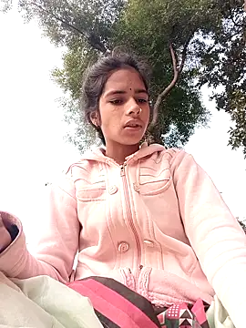 Snapshot of Gulika_Doshi chatting on 11.27.25 Gulika Doshi online show from 11.27.25