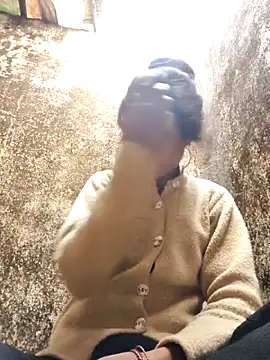 Snapshot of Gulika_Doshi chatting on 12.14.25 Gulika Doshi online show from 12.14.25