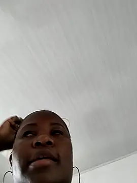 Snapshot of martinabro chatting on 09.12.25 martinabro online show from 09.12.25