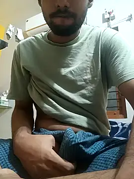 Snapshot of mayur_raaje chatting on 07.05.26 mayur raaje online show from 07.05.26