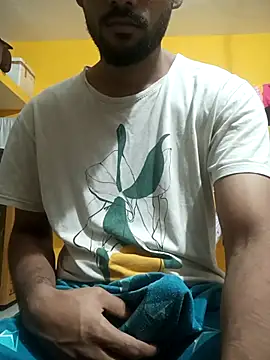 Snapshot of mayur_raaje chatting on 07.27.26 mayur raaje online show from 07.27.26